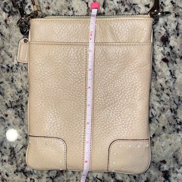 Coach Swingpack Crossbody Messenger Bag No.L05S-9760 - Picture 11 of 15